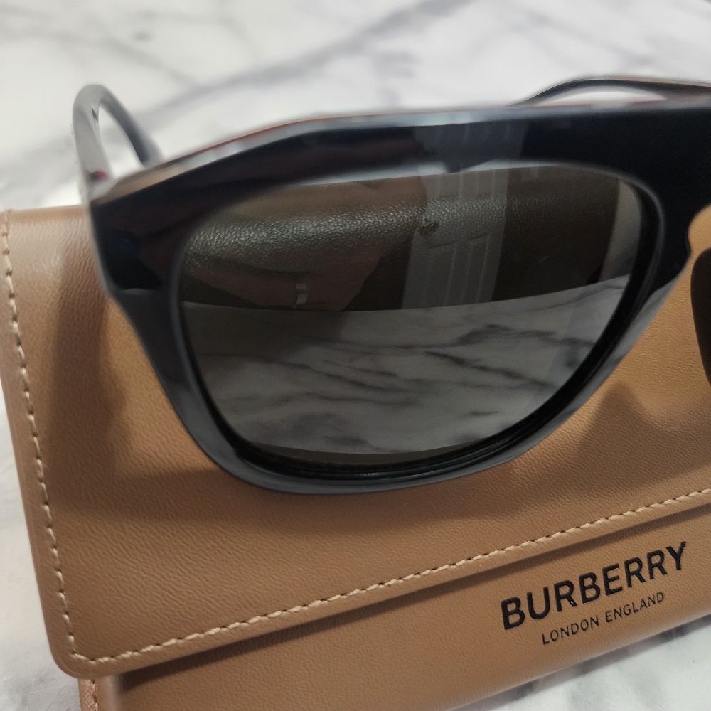NEW Authentic Burberry Wren Men's Sunglasses - Picture 4 of 8